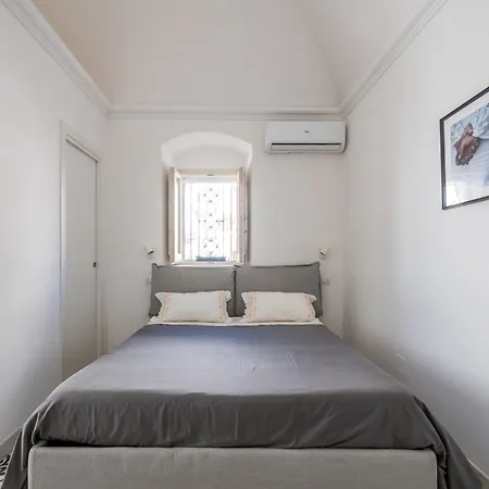 Minima 3* بيسْكيتْشّي